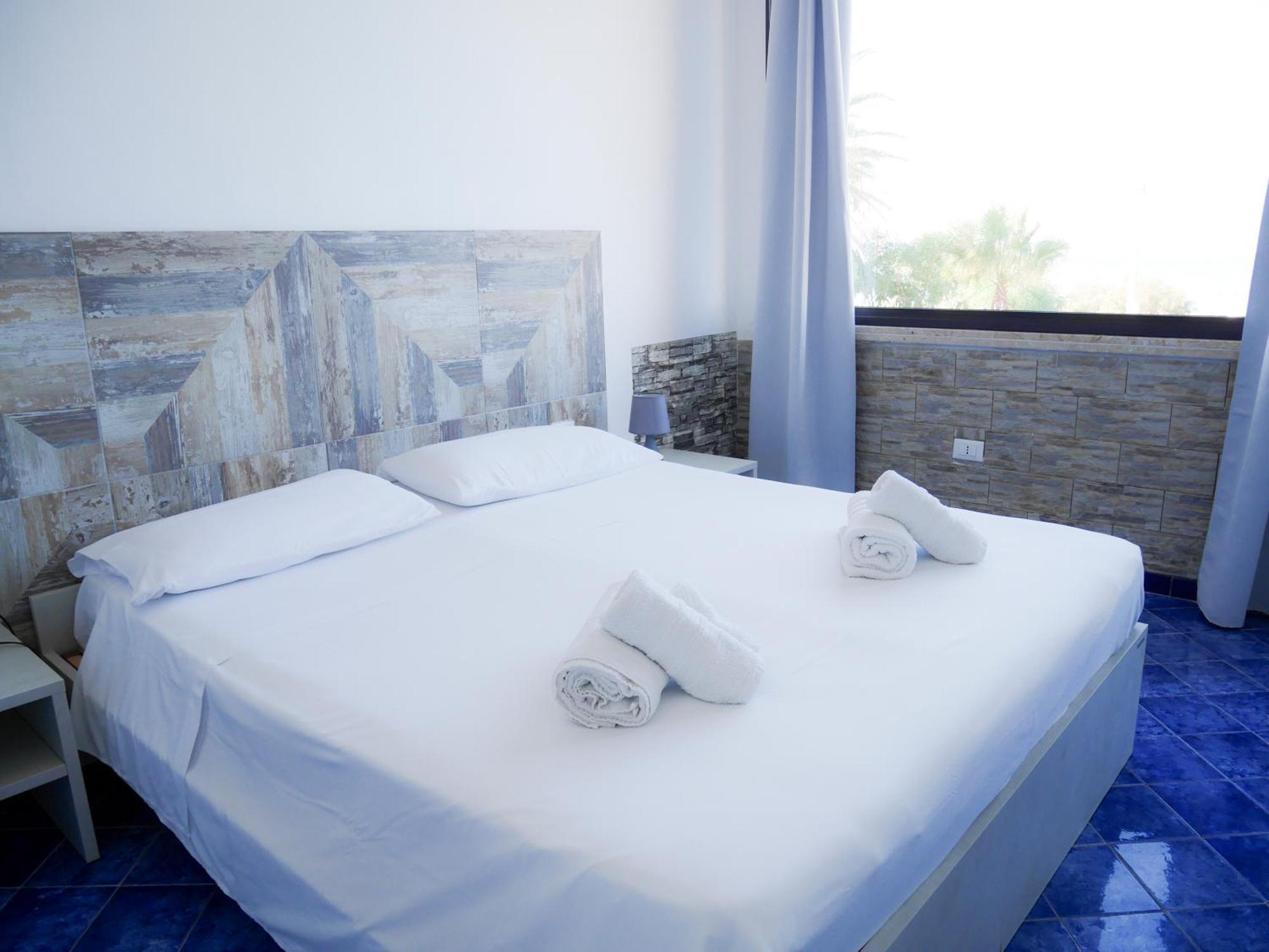 B&B Al Vecchio Pontile Marsala Sicilia มาร์ซาลา ภายนอก รูปภาพ